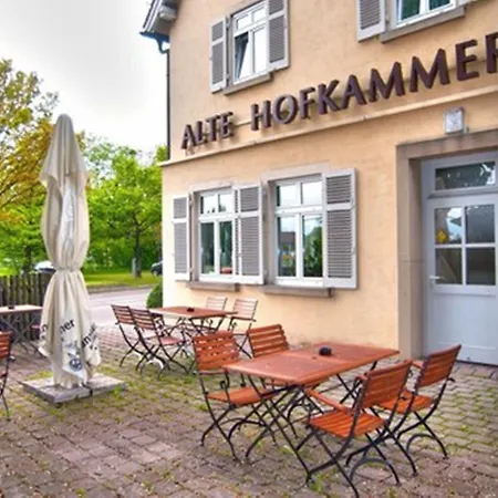 Neuwirtshaus Hotel 3*