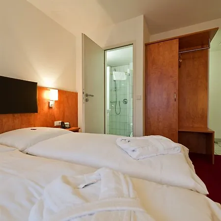 Hotel Neuwirtshaus 3*