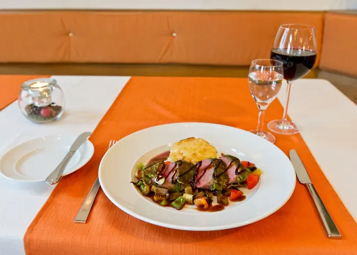 Hotel Neuwirtshaus 3*