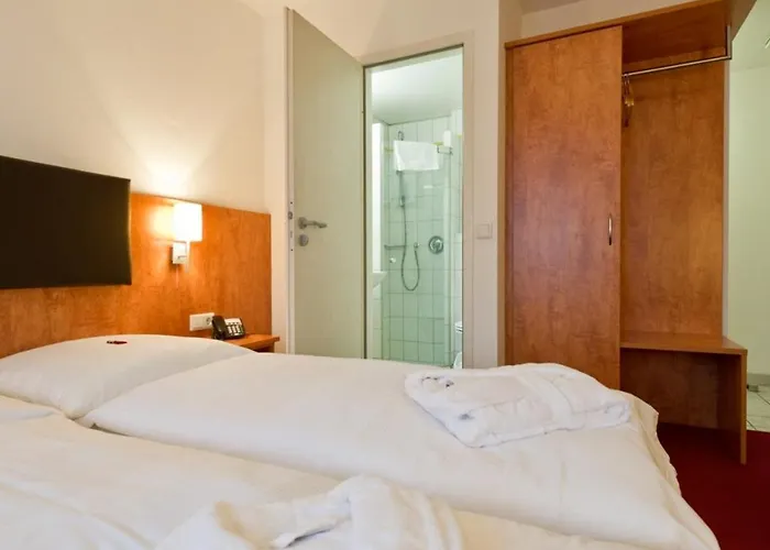 Szálloda Neuwirtshaus 3*